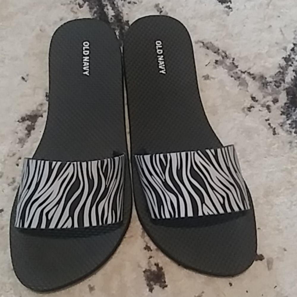 Old navy zebra striped flipflops